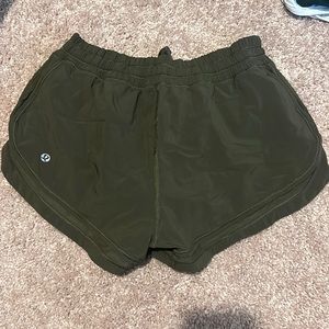 Lululemon army green shorts